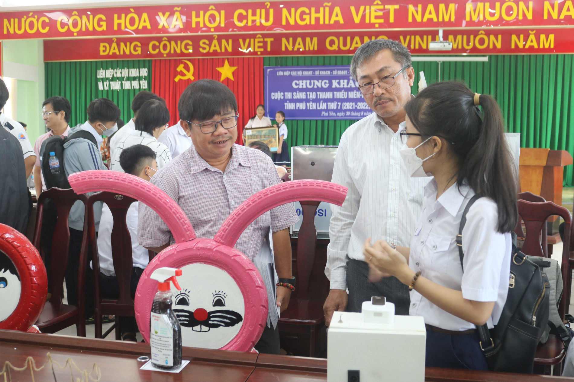 Phú Yên: Sáng tạo mô hình cảnh báo khử khuẩn đoạt giải Nhất Cuộc thi