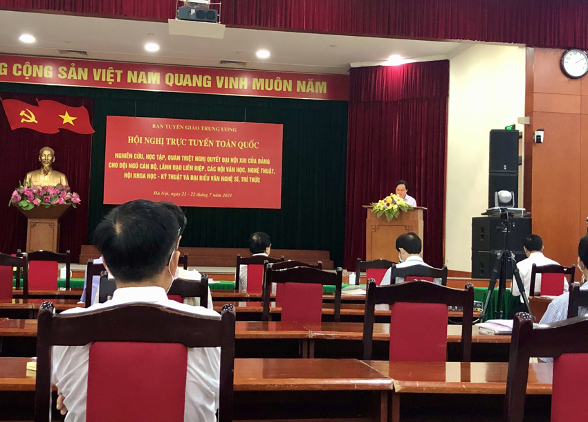 Trí thức Khoa học và Công nghệ tham gia học tập Nghị quyết Đại hội XIII